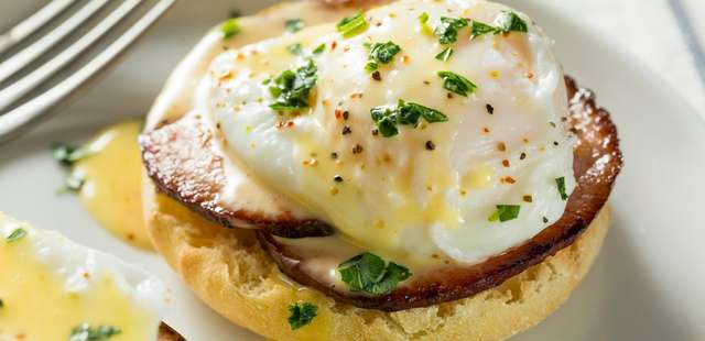 Ovos beneditinos que aquecem o coração