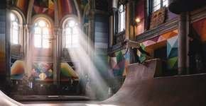Grupo de empreendedores transforma igreja antiga em uma pista de skate