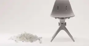 Móveis reciclam bitucas, telas de celular e resíduos agressivos