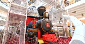 Conheça o ‘Papai Noel’ e brinquedão grátis no Shopping D