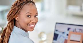 Programa oferece bolsas de estudo no exterior para mulheres