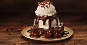 Outback celebra o Dia Mundial do Chocolate com sua sobremesa mais icônica