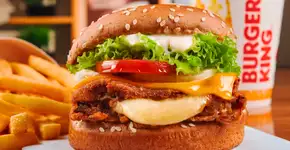 Burger King é processado por carne em hambúrguer vegano