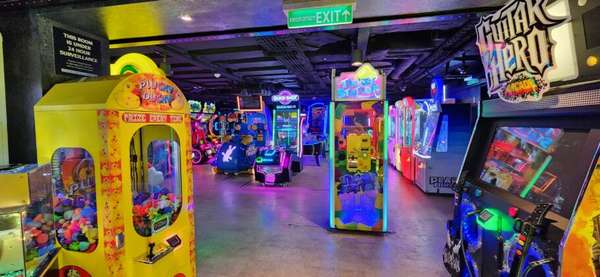 Splash Academy --espaço com brincadeiras, jogos e monitoria para crianças de 3 a 12 anos