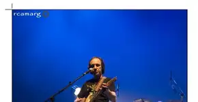 Violeta de Outono e Júpiter Maçã