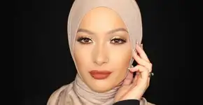 Cover Girl nomeia blogueira muçulmana como nova embaixadora