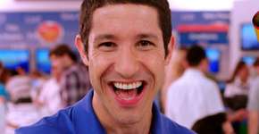 Garoto-propaganda da TV, Fabiano Augusto assume namoro com ator