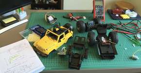 Hackeando carro de controle remoto
