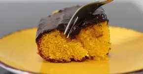 Passo a passo: bolo de cenoura super fofinho