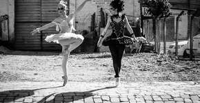 Projeto fotográfico propõe fusão entre ballet clássico e cenário urbano