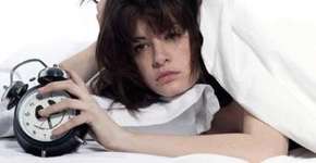 Dicas de maquiagem que disfarçam a ressaca