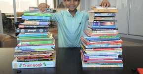 Garoto de seis anos arrecada 600 livros para crianças sem-teto