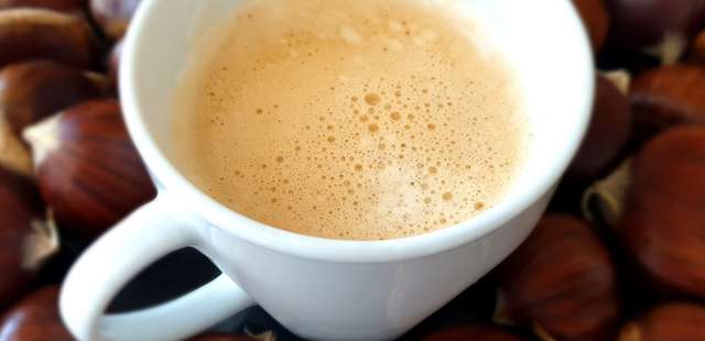 Cappuccino caseiro perfeito e pronto e minutos