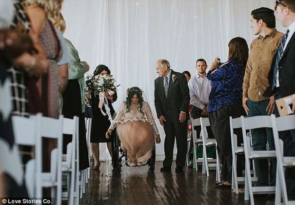 Jaquie surpreendeu aos convidados