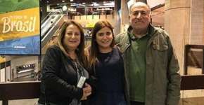 Família do ex-BBB Kaysar desembarca no Brasil e agradece a Deus