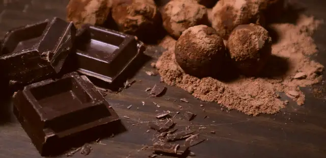 Brigadeiro de Whey Protein para quem quer se esbaldar sem sair da dieta