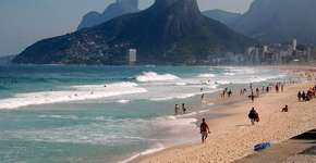 Praia de Copacabana tem atividades físicas gratuitas