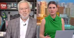 Vídeo: CNN desmente Alexandre Garcia ao vivo por fake news sobre vacina 