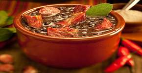 Samba em Rede indica 10 opções de samba com feijoada em SP