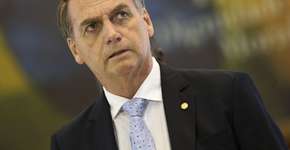 Bolsonaro defende que jovens não devem se interessar por política