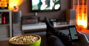 5 séries da Netflix que vão te fazer esquecer do celular por um tempo