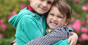 Menina de 4 anos irá doar células-tronco para salvar vida de irmão