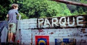 Crianças dão ‘Abraço’ no Parque Augusta pedindo sua abertura