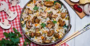 Arroz à piamontese: cremosidade e sabor em um prato irresistível