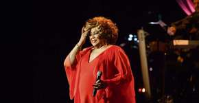 Fundo de Quintal recebe Alcione para feijoada na quadra do Camisa