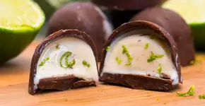 Impossível comer uma só: trufa sorvete de limão com 4 ingredientes