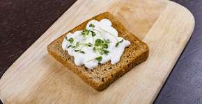 Aprenda fazer requeijão vegano de inhame para o café da manhã