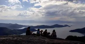 Único fiorde tropical fica no Brasil e você precisa conhecer
