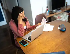 Economize: Você faz isso com frequência e não imagina o quanto atrasa seus planos financeiros