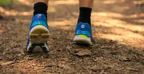 Estudo revela o tipo de caminhada que retarda a progressão de Alzheimer