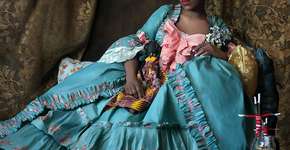 Artista fotografa mulheres negras em vestidos da nobreza europeia