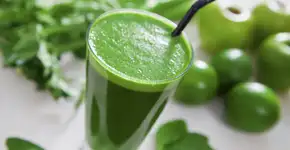 Este ingrediente vai deixar seu suco detox mais potente do que nunca
