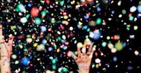 Bloco Zumbido sai pelas ruas do centro da cidade