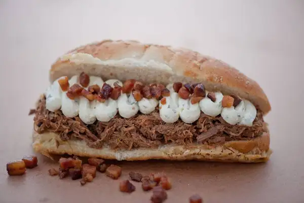 Sanduíche Dona Onça. Foto: Divulgação