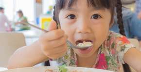 Atenção! Criança tem férias, mas não da sua alimentação