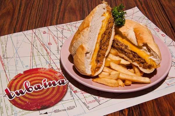 Sanduíche de pernil