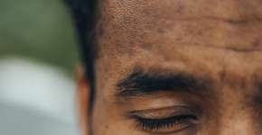 Tremores nas pálpebras: o que causa e como evitar esse desconforto