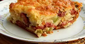 Torta de abobrinha com calabresa; veja como preparar