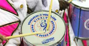 Escolas de samba paulistas escolhem samba-enredo para 2015