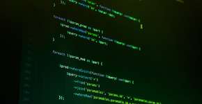 Crianças desenvolvem jogos para explorar a linguagem de programação