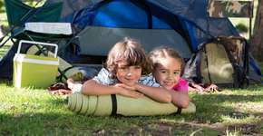 Acampar ajuda crianças a irem melhor na escola, indica estudo