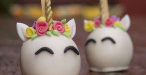 Aprenda a fazer essa maçã do amor fofinha de unicórnio