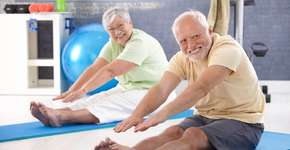 Aulas de alongamento gratuitas para idosos