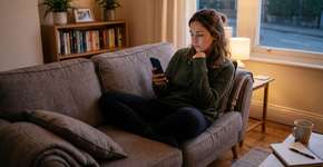 Troca de parceiro como quem troca de roupa? O que a psicologia revela sobre essa urgência