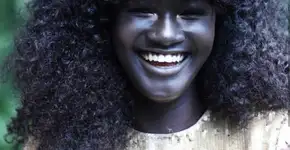 Khoudia Diop diz que sofreu bullying por causa da cor da sua pele