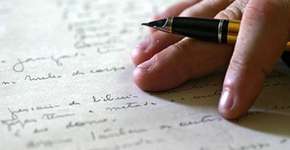 Grupo beneficente vai distribuir cartas de amor a moradores de rua no Natal